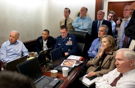 El Presidente Obama y el Vicepresidente Biden con otros miembros de la Administración estadounidense el día de la Operación Gerónimo