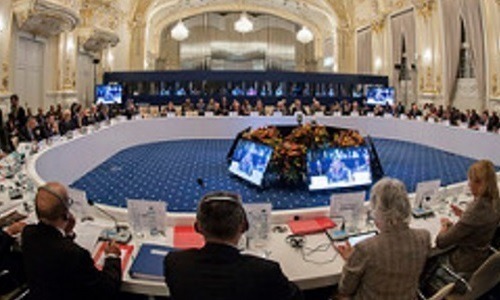 Imagen oficial de la reunión por el Ministerio de Defensa
