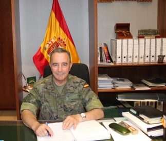El Jefe de la Fuerza Terrestre, Teniente General Juan Gómez de Salazar